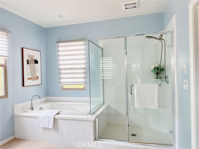 55 Decker, Irvine CA: https://media.crmls.org/medias/65febcae-38af-4736-86c6-02c0042d46c6.jpg