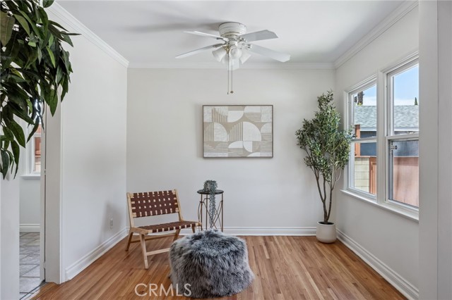 6515 Amigo Avenue, Reseda CA: https://media.crmls.org/medias/65fec70e-6c7d-4e3f-a7b1-d2efdb978b9a.jpg