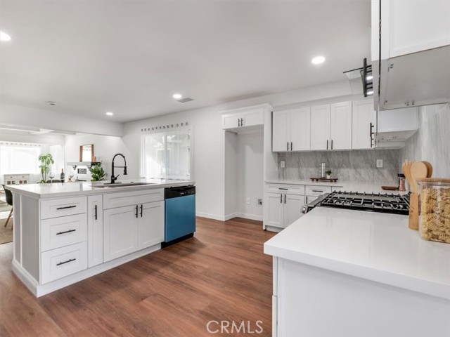 Detail Gallery Image 28 of 35 For 5111 Cimarron St, Los Angeles,  CA 90062 - 3 Beds | 2/1 Baths