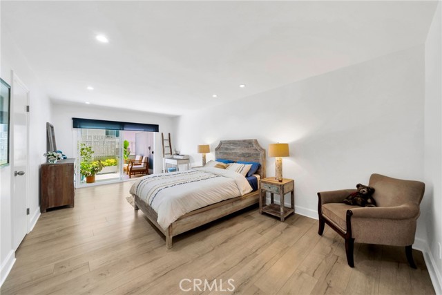 Detail Gallery Image 22 of 37 For 7259 Hillside Ave #102,  Los Angeles,  CA 90046 - 2 Beds | 2 Baths