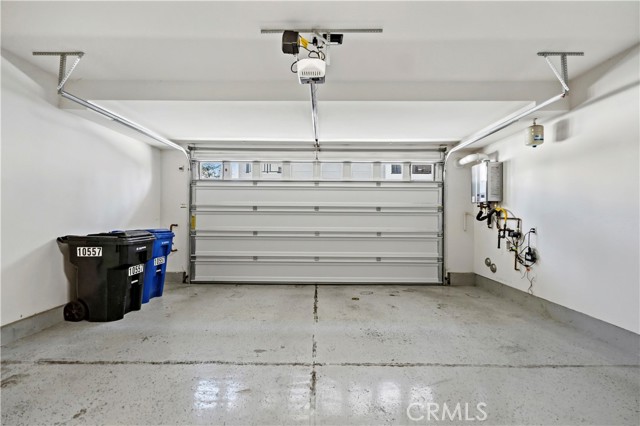 Detail Gallery Image 19 of 25 For 10557 Huxley Drive, Rancho Cucamonga,  CA 91730 - 4 Beds | 4 Baths