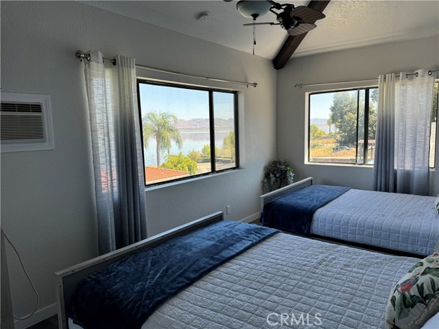 Detail Gallery Image 10 of 11 For 17242 Grand Ave #B,  Lake Elsinore,  CA 92530 - 3 Beds | 2 Baths