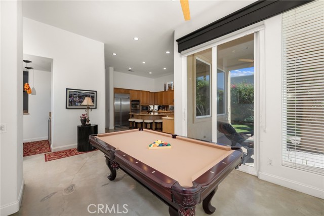 56102 Baltusrol, La Quinta CA: https://media.crmls.org/medias/66008448-6781-4860-aee5-dee79605a7e1.jpg