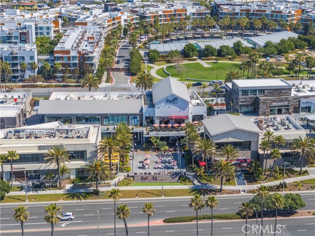 6535 Park Royal Circle, Huntington Beach CA: https://media.crmls.org/medias/6600e255-c26e-446c-8683-3356325afde0.jpg