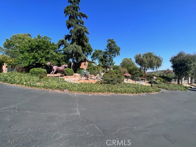 https://media.crmls.org/medias/66011b24-5ea5-4277-afaf-b328a8ea54fc.jpg?preset=X-Large