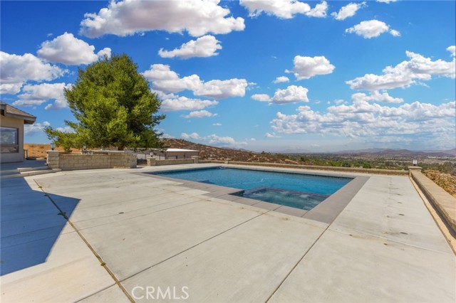 25340 Waldon Road, Menifee CA: https://media.crmls.org/medias/66012336-ed43-47d1-b89e-18bd812f409f.jpg