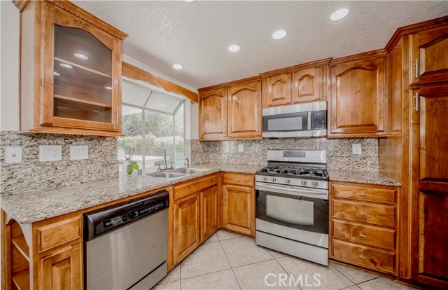 Detail Gallery Image 13 of 40 For 7363 Roxbury Pl, Rancho Cucamonga,  CA 91730 - 4 Beds | 3 Baths