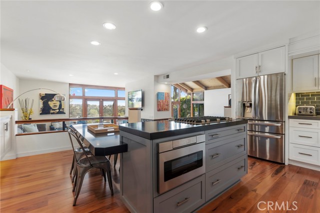 Detail Gallery Image 5 of 26 For 49 Woodhaven Dr, Laguna Niguel,  CA 92677 - 4 Beds | 3 Baths