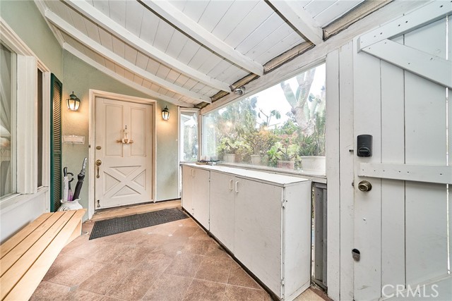 Detail Gallery Image 3 of 51 For 1128 S Citrus Ave, Los Angeles,  CA 90019 - 3 Beds | 2 Baths