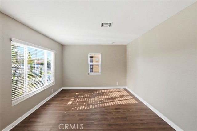 Detail Gallery Image 10 of 31 For 2010 N Corlett, Los Angeles,  CA 90059 - 3 Beds | 2 Baths