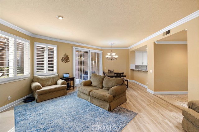 24210 Jasper Lake Lane, Lake Forest CA: https://media.crmls.org/medias/66033cb5-25e1-45c3-8d9c-2e76a1307ef8.jpg