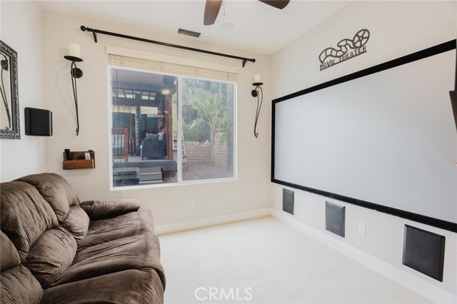 20019 Franks Way, Saugus CA: https://media.crmls.org/medias/6603a035-d38d-4d0f-87b9-ddc7db8ea83c.jpg