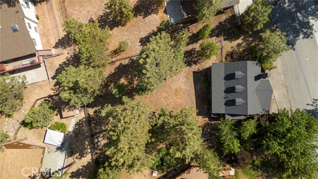 Detail Gallery Image 31 of 34 For 615 Chipmunk Ln, Big Bear Lake,  CA 92315 - 3 Beds | 1 Baths