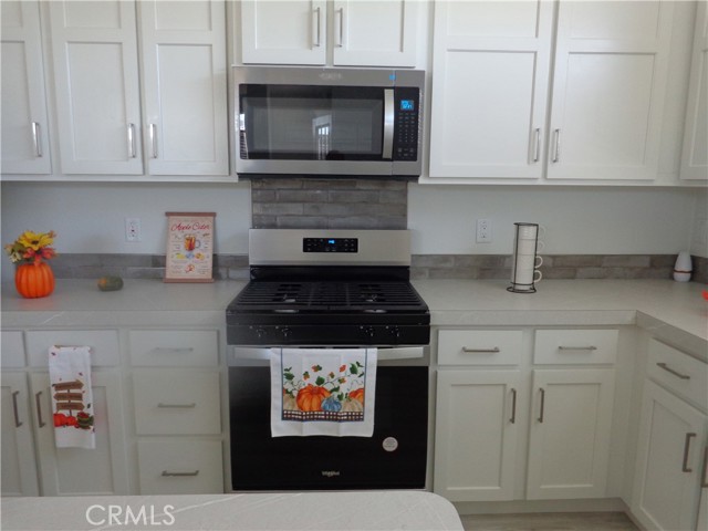 44755 Orpington Avenue, Hemet CA: https://media.crmls.org/medias/66040c4d-f414-49d2-8878-7b93842e7ba3.jpg