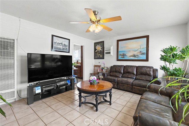 Detail Gallery Image 11 of 49 For 16116 Cajon, Hesperia,  CA 92345 - 2 Beds | 1/1 Baths