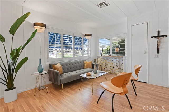 Detail Gallery Image 9 of 43 For 1117 San Marcos Dr, Hemet,  CA 92543 - 2 Beds | 2 Baths