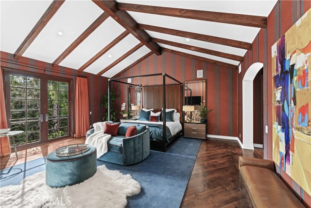 2347 E Valley Road, Montecito CA: https://media.crmls.org/medias/6604cc0f-9dd4-415d-a220-7ed29a88dd1b.jpg