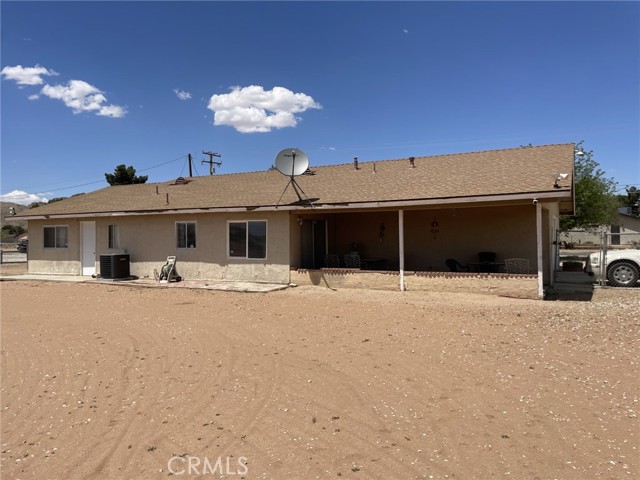 Detail Gallery Image 4 of 14 For 20631 Zuni Rd, Apple Valley,  CA 92307 - 3 Beds | 2 Baths