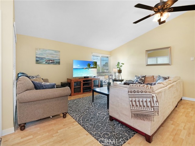 607 Prospect Avenue, Redondo Beach, California 90277, 3 Bedrooms Bedrooms, ,2 BathroomsBathrooms,Residential,Sold,Prospect,SB21231300
