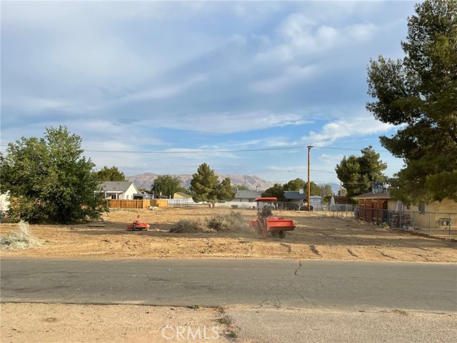 Image 2 for 0 Nisqually Rd, Apple Valley, CA 92308