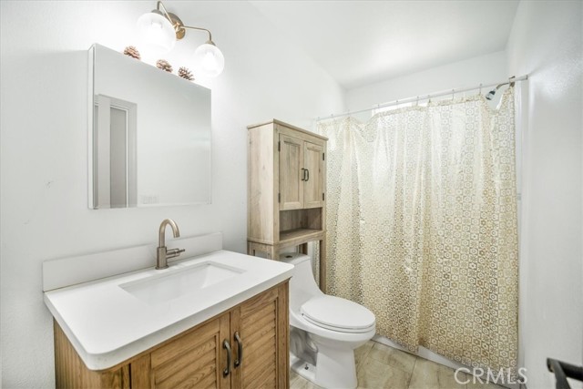 14928 Yucca Avenue, Fontana CA: https://media.crmls.org/medias/6606938b-29be-4716-8cf1-38a4f3e7ee7f.jpg