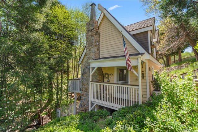 29613 Hook Creek Road, Cedar Glen CA: https://media.crmls.org/medias/66069ab2-35eb-4674-8eb0-908fdfb9b94f.jpg