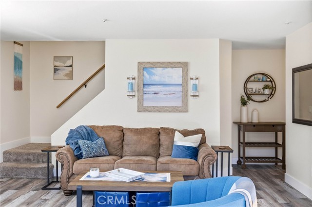 Detail Gallery Image 18 of 41 For 17601 Newland #H,  Huntington Beach,  CA 92647 - 3 Beds | 2/1 Baths