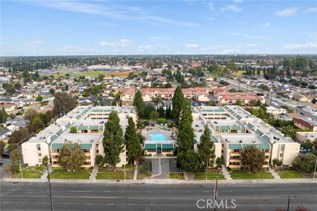 Detail Gallery Image 1 of 42 For 12141 Centralia St #208,  Lakewood,  CA 90715 - 2 Beds | 2 Baths