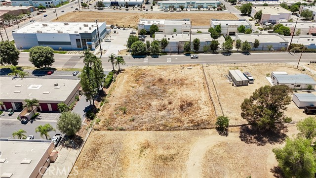 Detail Gallery Image 11 of 11 For 18175 Collier, Lake Elsinore,  CA 92530 - – Beds | – Baths