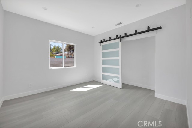 Detail Gallery Image 31 of 42 For 8215 8213 Laurelgrove Ave, North Hollywood,  CA 91605 - 6 Beds | 4 Baths