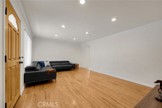 Detail Gallery Image 6 of 31 For 1335 W H St, Ontario,  CA 91762 - 4 Beds | 2 Baths