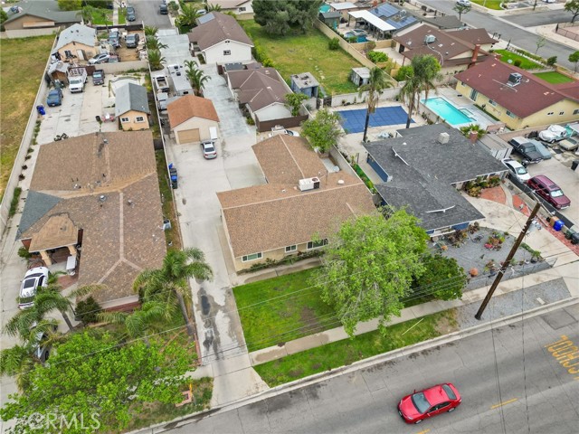 9614 Cypress Avenue, Fontana CA: https://media.crmls.org/medias/6607dd3c-af0b-4f23-aea9-34f132610c1f.jpg