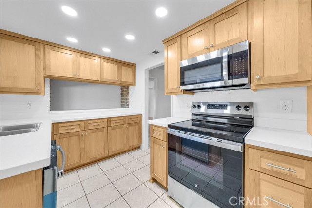 Detail Gallery Image 8 of 15 For 5404 Quince, Riverside,  CA 92506 - 3 Beds | 2 Baths