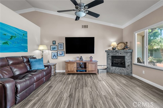 Detail Gallery Image 6 of 52 For 6712 Mission Grove Pkwy, Riverside,  CA 92506 - 5 Beds | 3 Baths