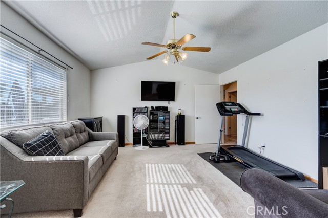 Detail Gallery Image 22 of 42 For 19783 Lara Ln, Apple Valley,  CA 92308 - 4 Beds | 3 Baths