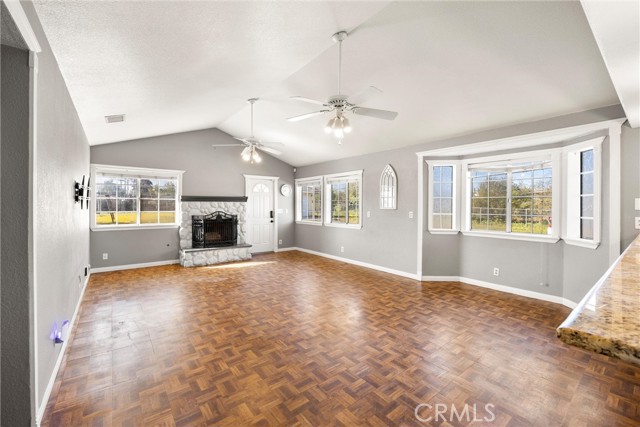 Detail Gallery Image 22 of 67 For 21725 Pinewood, Perris,  CA 92570 - 4 Beds | 3 Baths