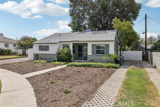 Detail Gallery Image 5 of 58 For 17006 Cantara St, Lake Balboa,  CA 91406 - 3 Beds | 2 Baths