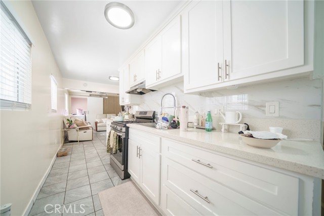 Detail Gallery Image 14 of 25 For 1522 W 58th Pl, Los Angeles,  CA 90047 - 3 Beds | 1 Baths