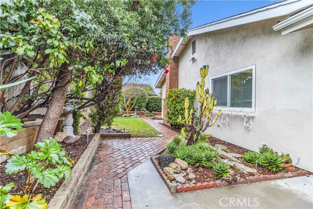 Detail Gallery Image 24 of 64 For 25396 Shawnee, Lake Forest,  CA 92630 - 4 Beds | 2/1 Baths