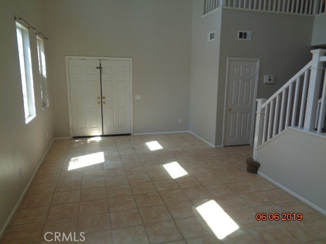 32501 Sprucewood Way, Lake Elsinore CA: https://media.crmls.org/medias/660dffe9-2a4a-4aae-97cb-578a5c1efbbc.jpg