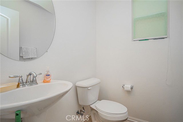 Detail Gallery Image 16 of 49 For 14586 Rochester Ave, Chino,  CA 91710 - 3 Beds | 2/1 Baths