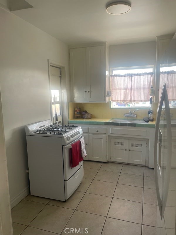 Detail Gallery Image 8 of 22 For 5360 Ithaca, Los Angeles,  CA 90032 - – Beds | – Baths