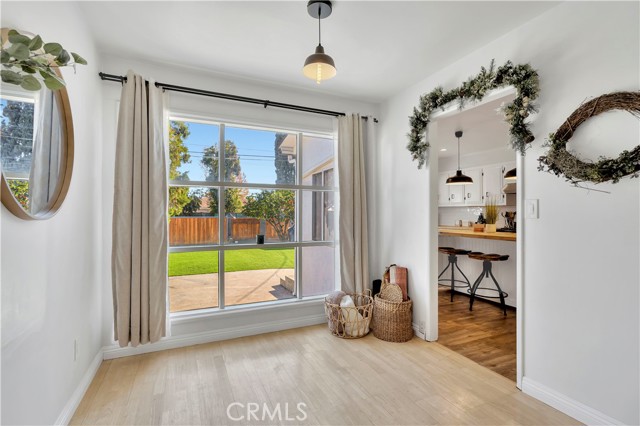 Detail Gallery Image 11 of 51 For 6514 Coldwater Canyon Ave, Valley Village,  CA 91606 - 4 Beds | 3 Baths