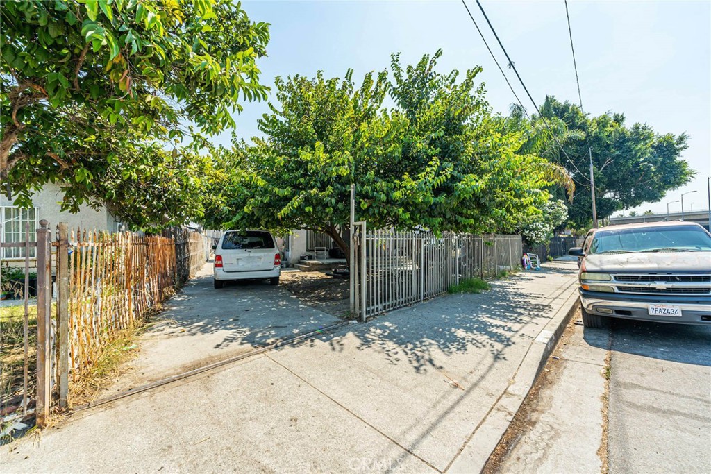 11422 Willowbrook