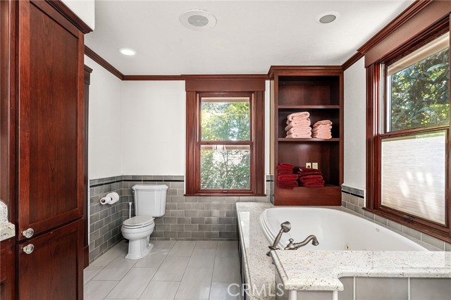 Detail Gallery Image 26 of 74 For 1344 1st, Oroville,  CA 95965 - 4 Beds | 5 Baths