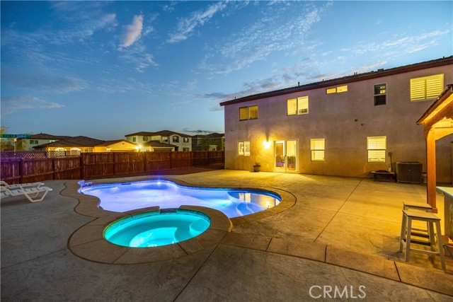 Detail Gallery Image 5 of 49 For 2434 Lugar Hermoso Ct, Rosamond,  CA 93560 - 4 Beds | 2/1 Baths