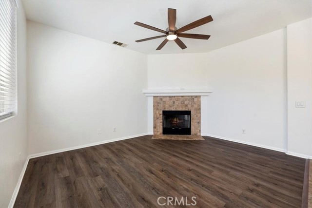 Detail Gallery Image 16 of 40 For 3147 Red Cedar, Hemet,  CA 92545 - 4 Beds | 2/1 Baths