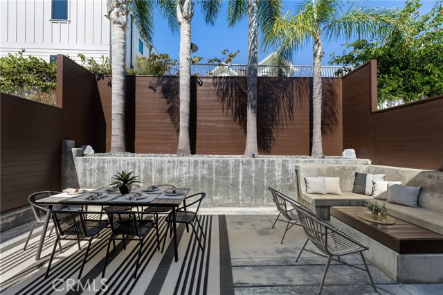 1245 8th Street photo 31