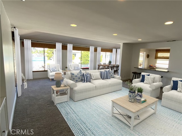 Detail Gallery Image 4 of 21 For 2137 Channel Rd, Newport Beach,  CA 92661 - 4 Beds | 2/1 Baths