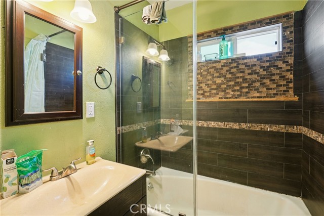 Detail Gallery Image 17 of 30 For 3128 W 110th St, Inglewood,  CA 90303 - 3 Beds | 2 Baths